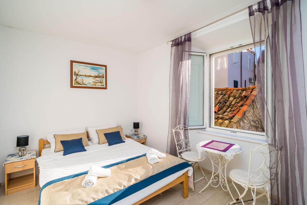 Deluxe Rooms With A Terrace View At Old City Gate Дубровник Екстер'єр фото